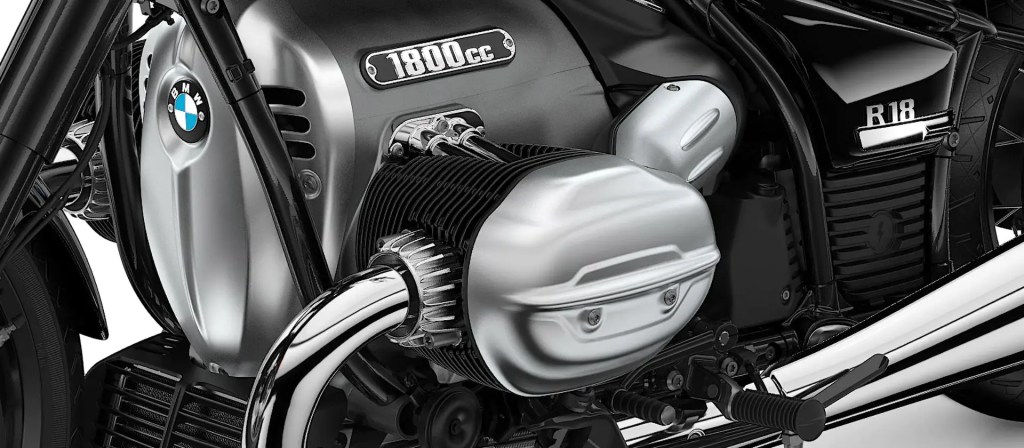 BMW Motorrad R 18 Pure : Preços e Detalhes. Moto Cruiser Boxer com