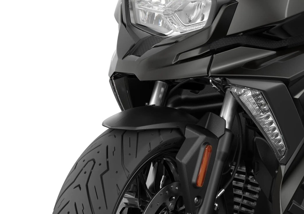 BMW C 400 X: Scooter BMW versão Grand Turismo